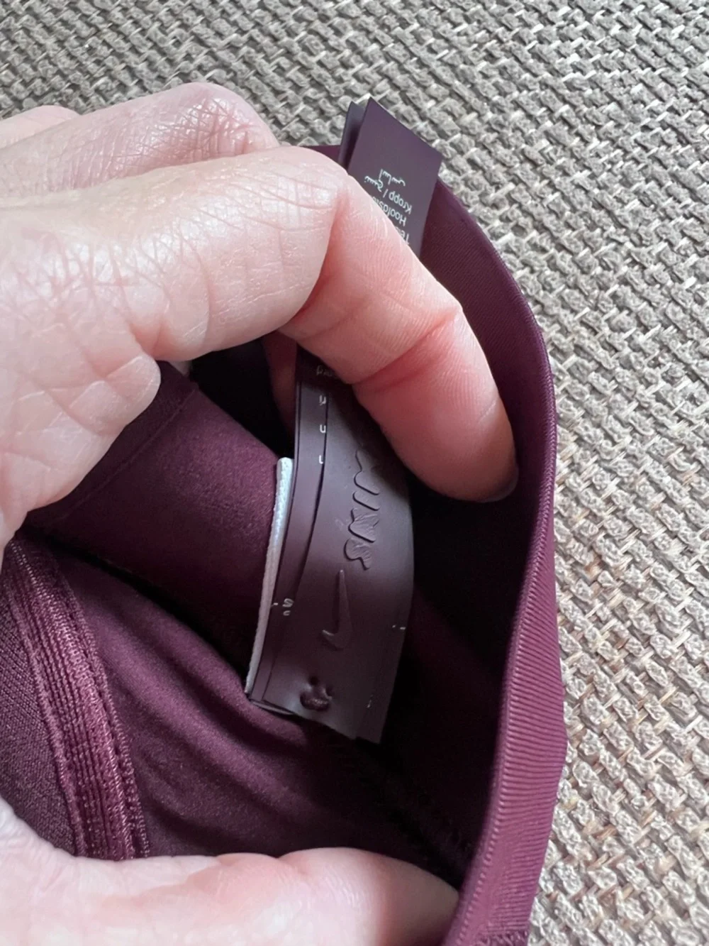 New NikeSKIMS Shine Bra - Picture 6 of 8